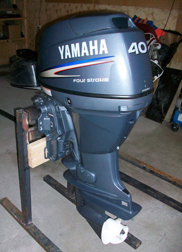 Моторы б у 40. Лодочный мотор Yamaha f40. Лодочный мотор Yamaha 40. Лодочный мотор Ямаха 9.9. Лодочный мотор Ямаха 40 4-х тактный.